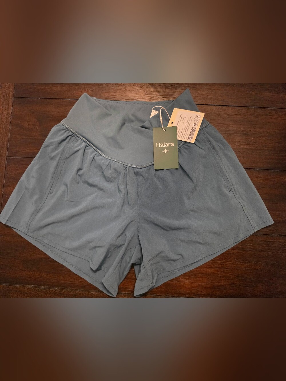 HALARA Breezeful High Waisted Crossover 2-in-1 Quick Dry Yoga Shorts